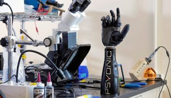 Formlabs SLA | Empresa PSYONIC desenvolve mão biônica utilizando impressoras 3D