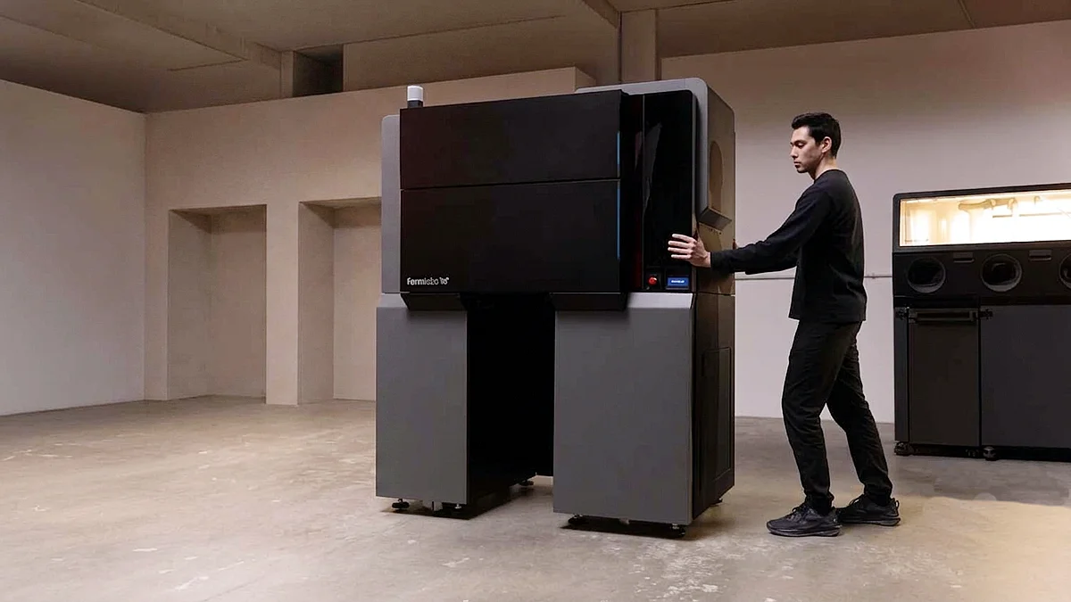 Formlabs Fuse X1 é uma impressora 3D industrial baseada na tecnologia SLS Formlabs Fuse X1 é uma impressora 3D industrial baseada na tecnologia SLS