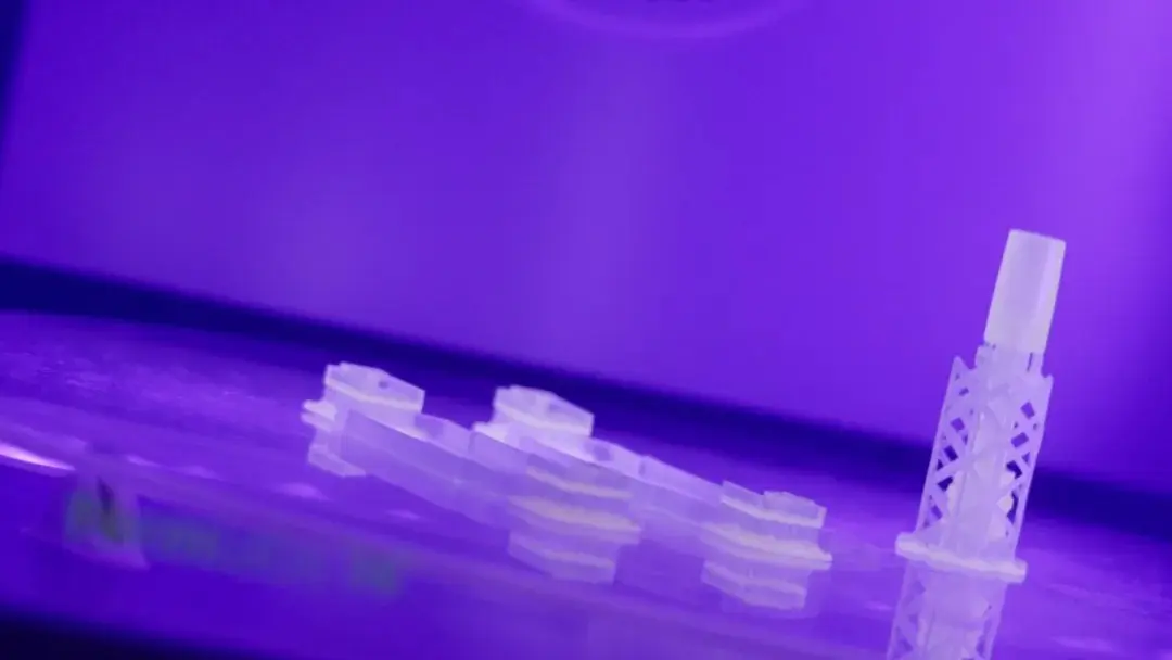 Da validação à produção escalável: por que a Achwisdom escolheu a Form 4L da Formlabs
